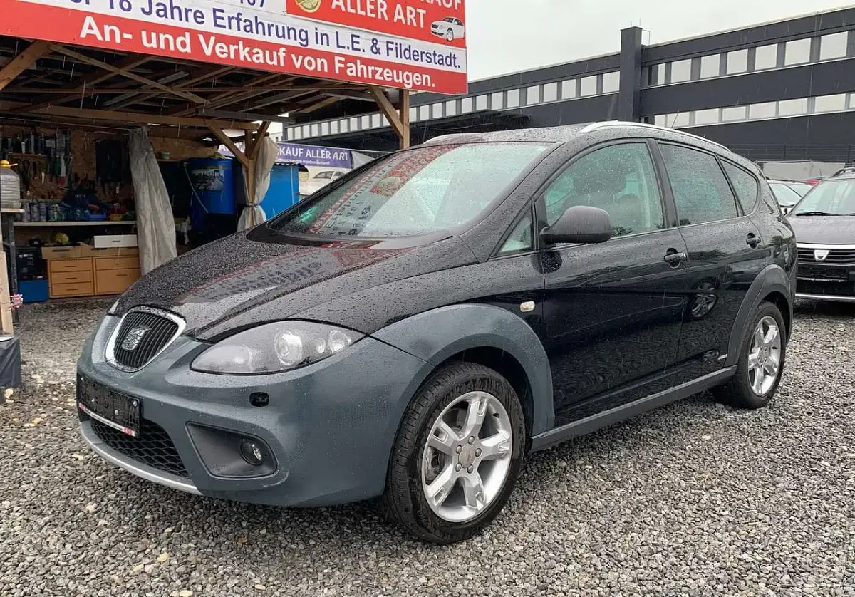 Gebraucht Seat Altea 140 PS (102 kW) 2013 Schwarz Kombi