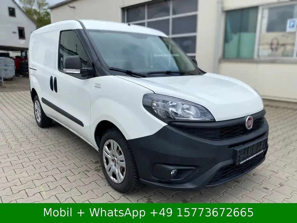 Gebraucht Fiat Doblò 95 PS (69 kW) 2019 Weiß Van / Kleinbus