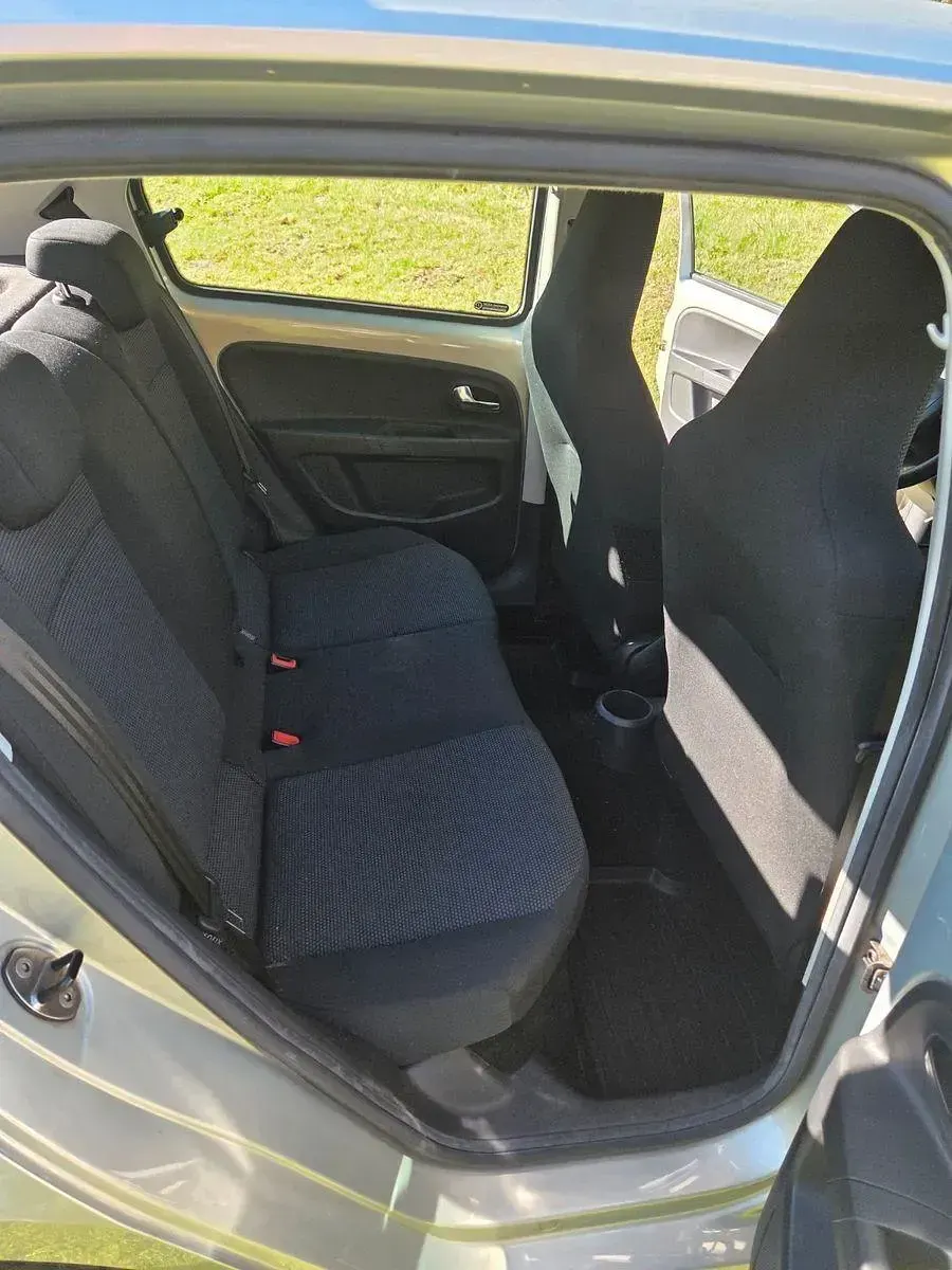 Gebraucht Skoda Citigo Active 60 PS (44 kW) 2013 Silber Kleinwagen