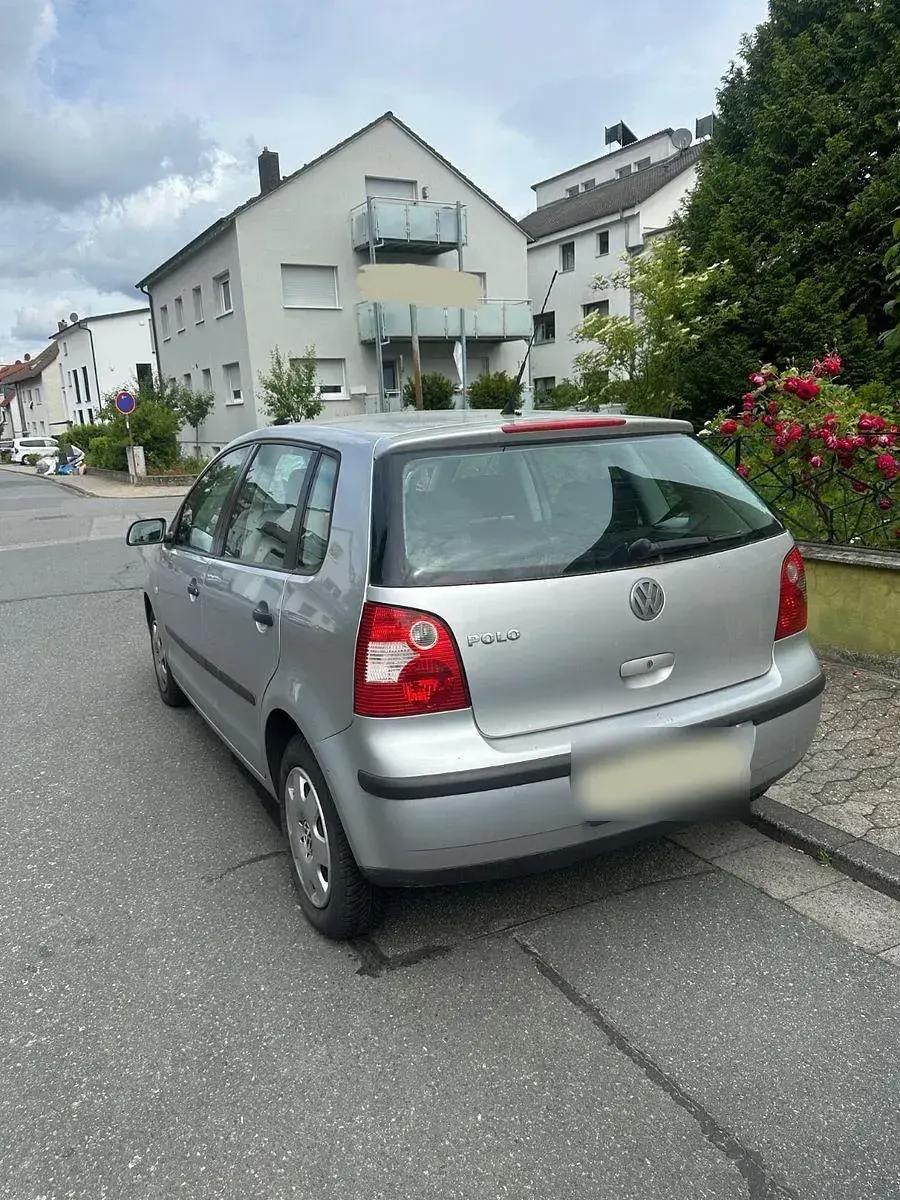 Gebraucht VW Polo Basis 54 PS (39 kW) 2004 Silber Kleinwagen