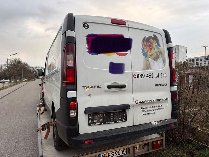 Gebraucht Renault Trafic 116 PS (85 kW) 2016 Weiß Van / Kleinbus