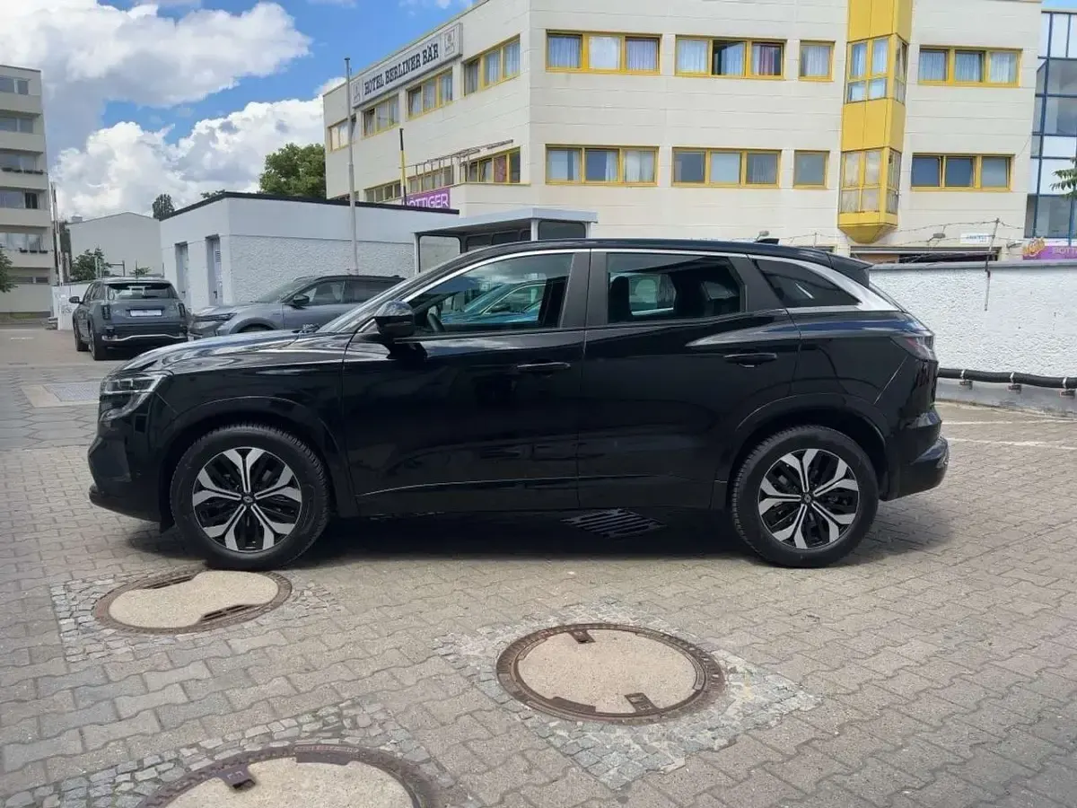 Gebraucht Renault Austral Evolution 158 PS (116 kW) 2024 Sternenschwarz SUV