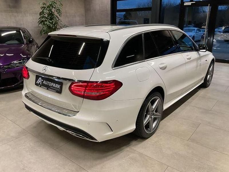 Gebraucht Mercedes C400 AMG line 333 PS (244 kW) 2017 Polarweiss Kombi