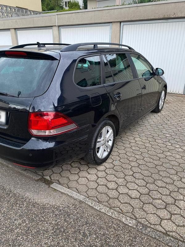 Gebraucht VW Golf VII 122 PS (89 kW) 2012 Schwarz Kombi