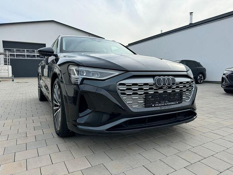 Gebraucht Audi Q8 Sportback e-tron Sport 300 kW (408 PS) 2023 Schwarz SUV
