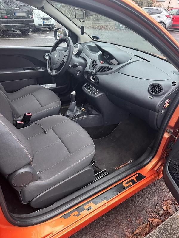 Gebraucht Renault Twingo GT 100 PS (73 kW) 2009 Orange Kleinwagen