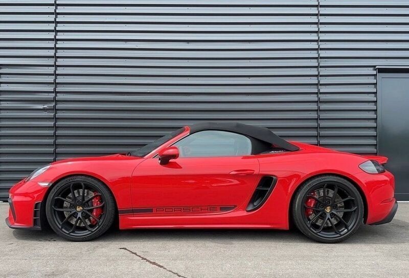 Rot Gebraucht 2021 Porsche 718 Spyder Cabrio | 109.718 € - Bild 1/4