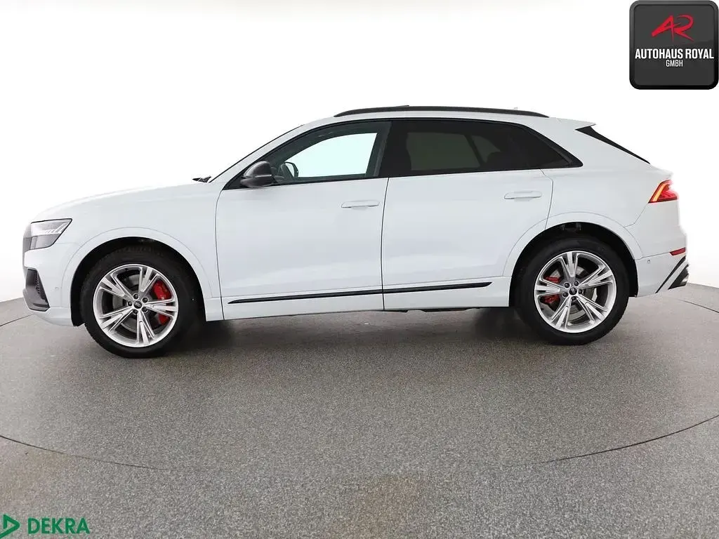 Gebraucht Audi SQ8 Sport 507 PS (372 kW) 2023 Gletscherweiß SUV