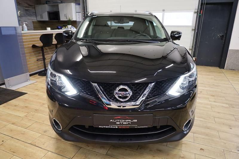 Gebraucht Nissan Qashqai 360º 131 PS (96 kW) 2016 Schwarz SUV