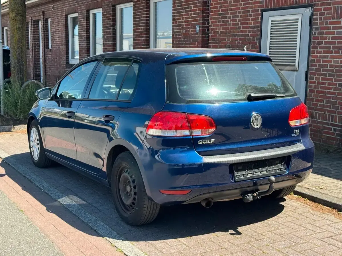 Gebraucht VW Golf VII 104 PS (76 kW) 2012 Blau Limousine