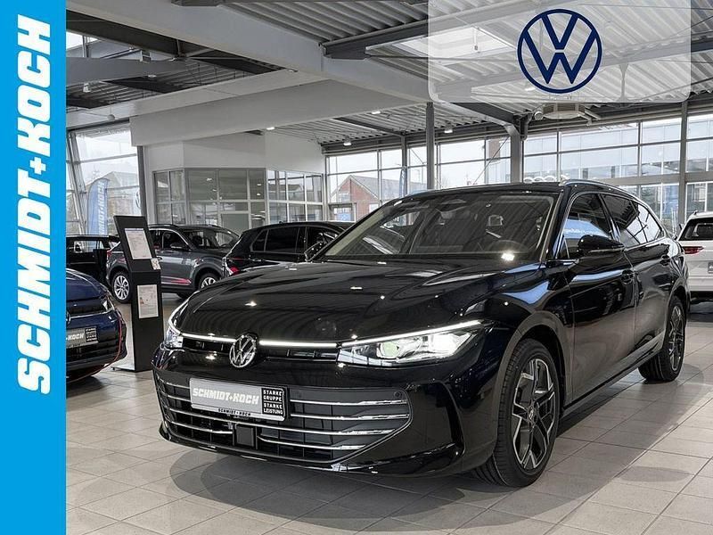 Grenadillschwarz Gebraucht 2025 VW Passat Business Kombi | 53.495 € - Bild 1/4