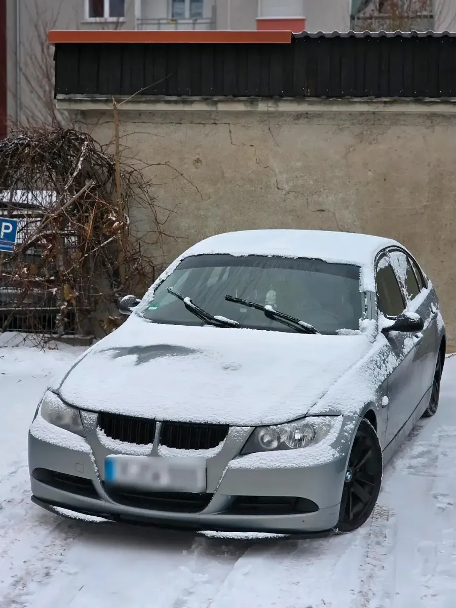 Gebraucht BMW 320 150 PS (110 kW) 2005 Grau Limousine