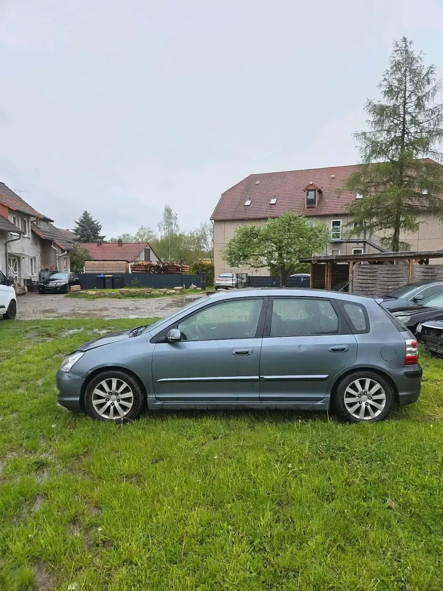 Gebraucht Honda Civic 150 PS (110 kW) 2003 Limousine