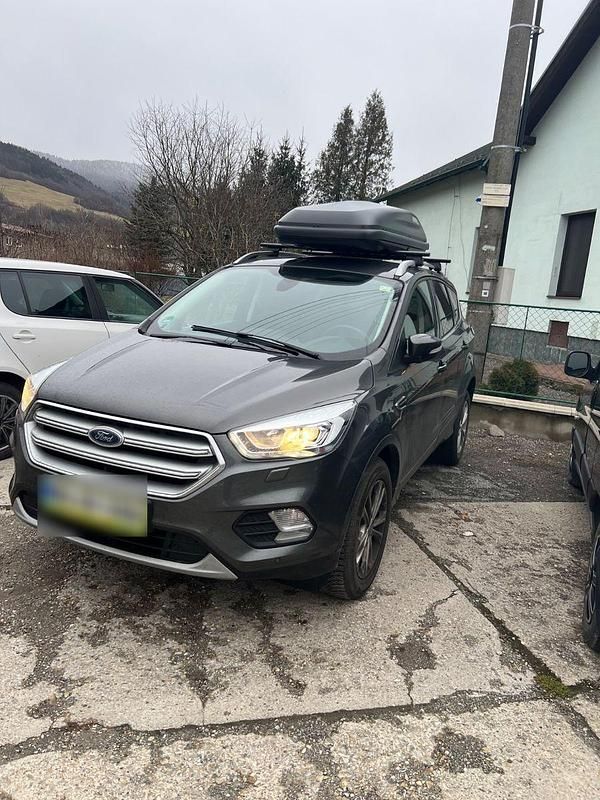 Gebraucht Ford Kuga 150 PS (110 kW) 2019 Grau SUV