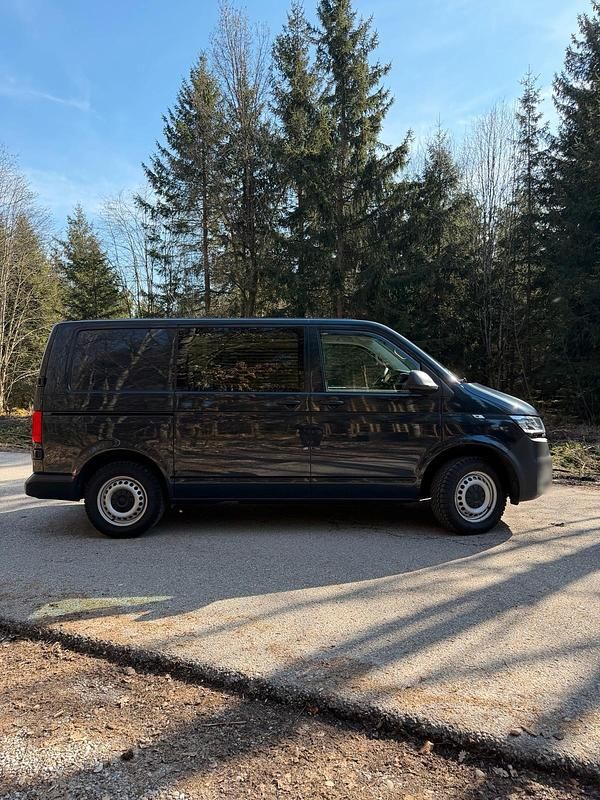 Gebraucht VW Transporter 150 PS (110 kW) 2019 Blau Van