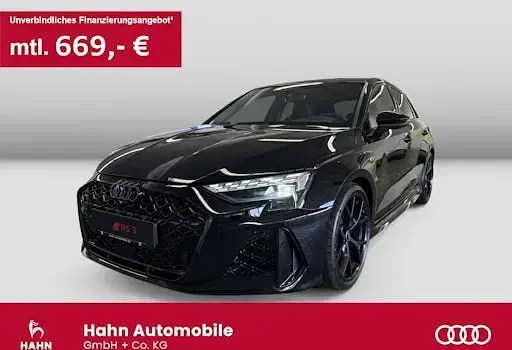 Neu Audi RS3 Advanced 400 PS (294 kW) 2025 Schwarz Limousine