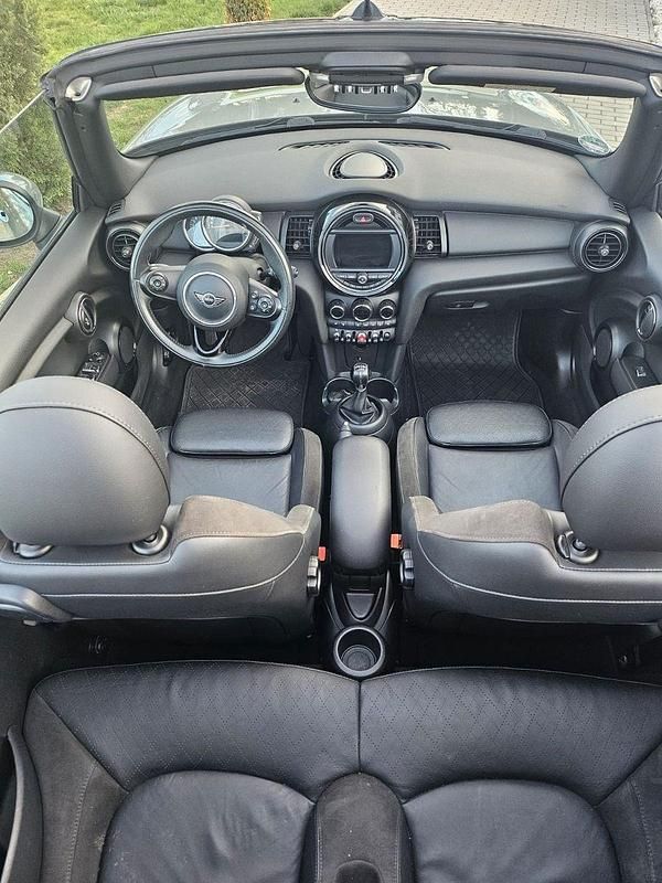 Usata Mini ONE 102 CV (75 kW) 2018 Grigio Utilitaria