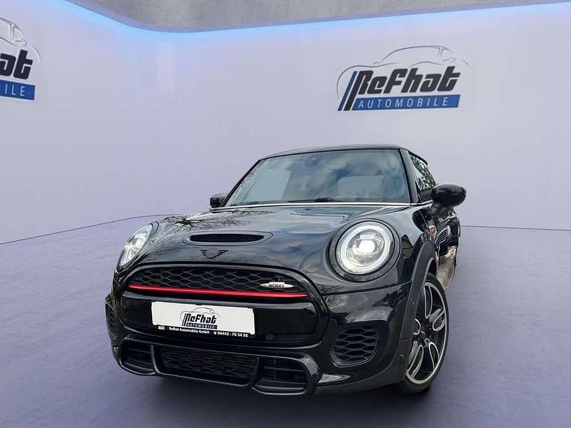 Gebraucht Mini John Cooper Works Sport 231 PS (169 kW) 2019 Midnight black Kleinwagen