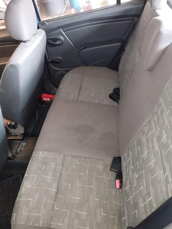 Gebraucht Dacia Sandero 75 PS (55 kW) 2012 Blau Kleinwagen