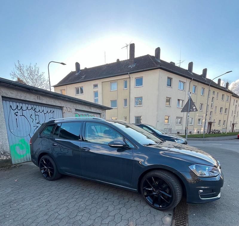 Gebraucht VW Golf VII 110 PS (80 kW) 2017 Grau Kombi