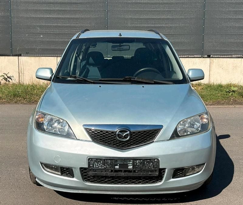 Usata Mazda 2 85 CV (62 kW) 2004 Andere farben Utilitaria