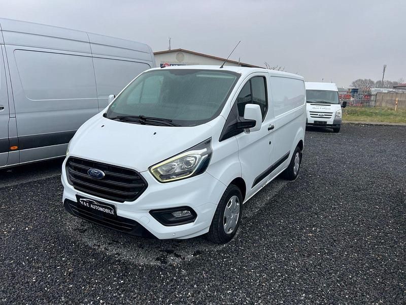 Gebraucht Ford Transit Custom 105 PS (77 kW) 2019 Weiß Van / Kleinbus