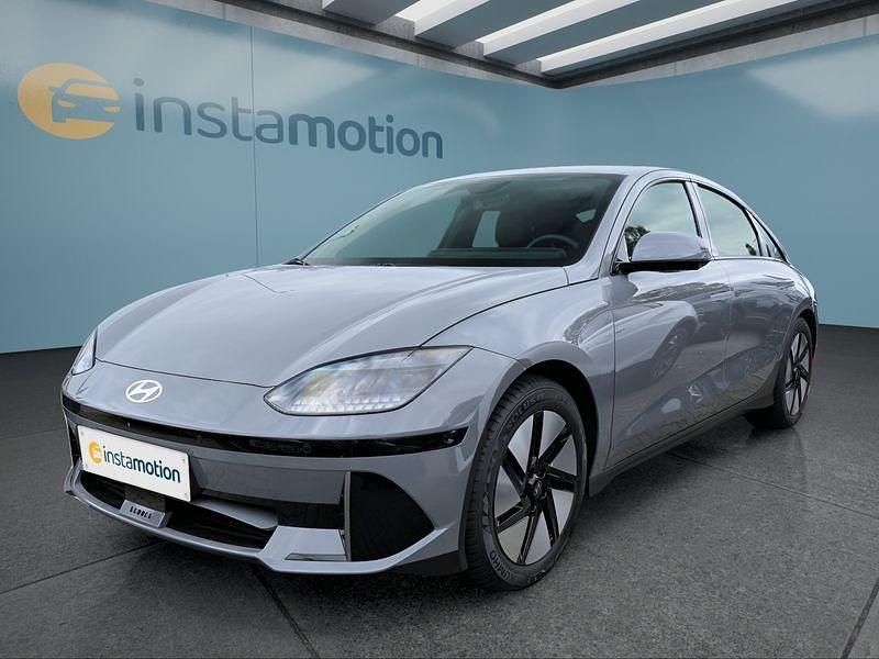Blau Gebraucht 2024 Hyundai Ioniq 6 Limousine | 39.949 € (Guter Preis) - Bild 1/4