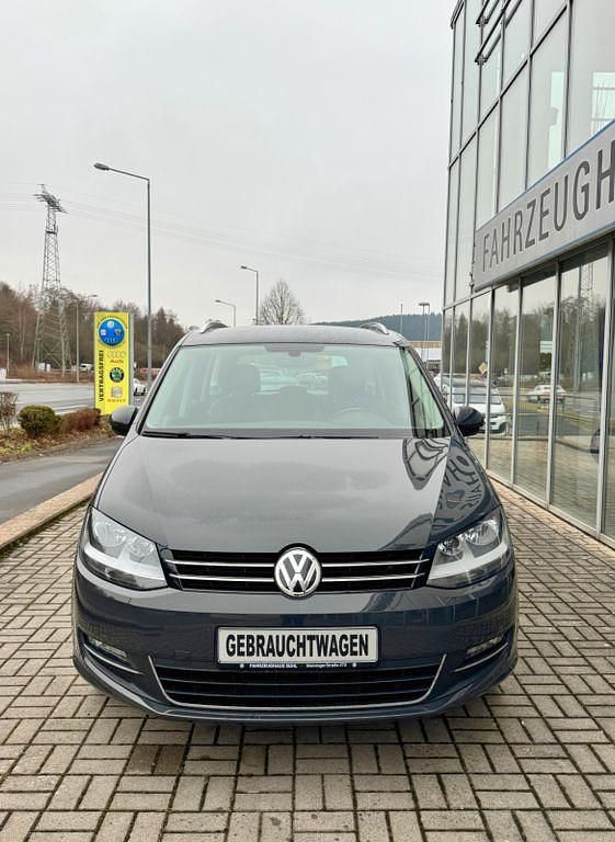 Gebraucht VW Sharan Highline 150 PS (110 kW) 2018 Grau Van / Kleinbus