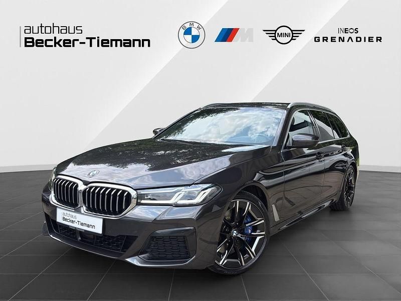 Sophistograu brillanteffekt Gebraucht 2022 BMW 540 M Sport Kombi | 45.410 € (Fairer Preis) - Bild 1/4