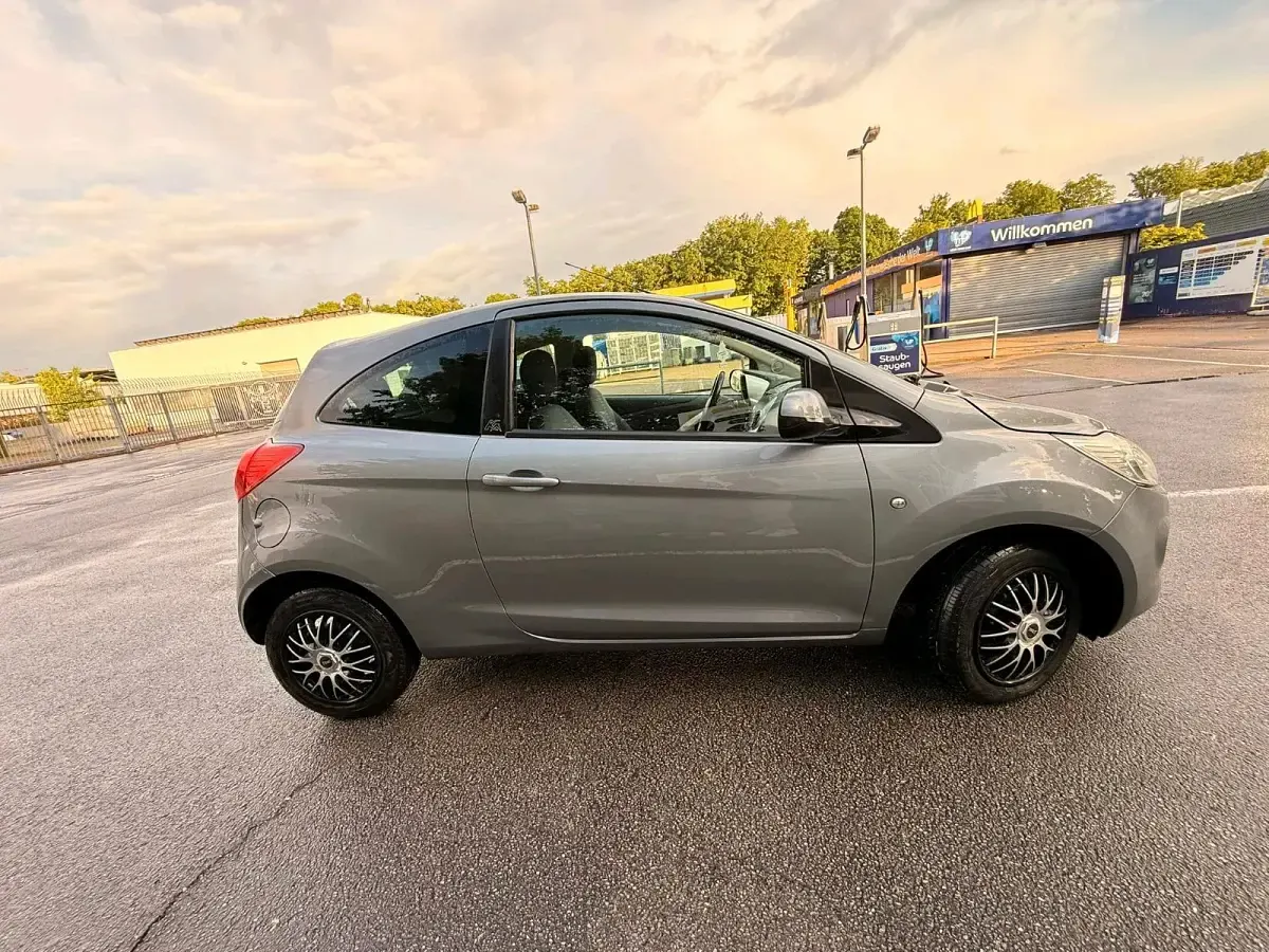 Gebraucht Ford Ka 75 PS (55 kW) 2008 Grau Kleinwagen