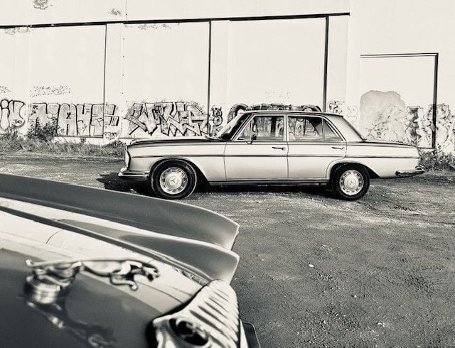 Gebraucht Mercedes 280 SE 160 PS (117 kW) 1973 Grau Limousine