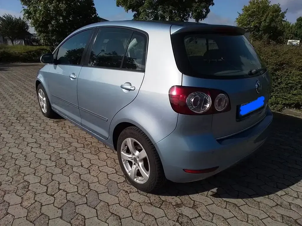 Gebraucht VW Golf Plus Comfortline 105 PS (77 kW) 2010 Blau Van / Kleinbus