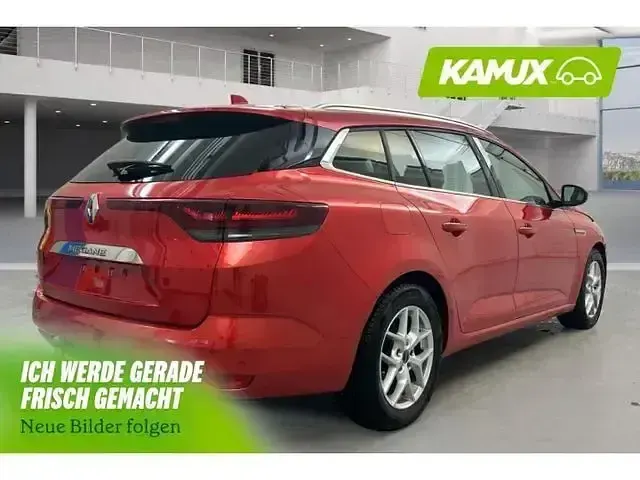 Gebraucht Renault Mégane IV Techno 140 PS (102 kW) 2023 Rot Limousine