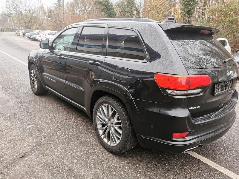Gebraucht Jeep Grand Cherokee Summit 250 PS (183 kW) 2019 Schwarz SUV