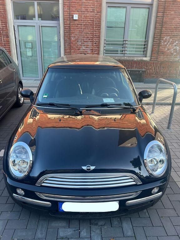 Schwarz Gebraucht 2004 Mini Cooper Kleinwagen | 2.300 € - Bild 1/4
