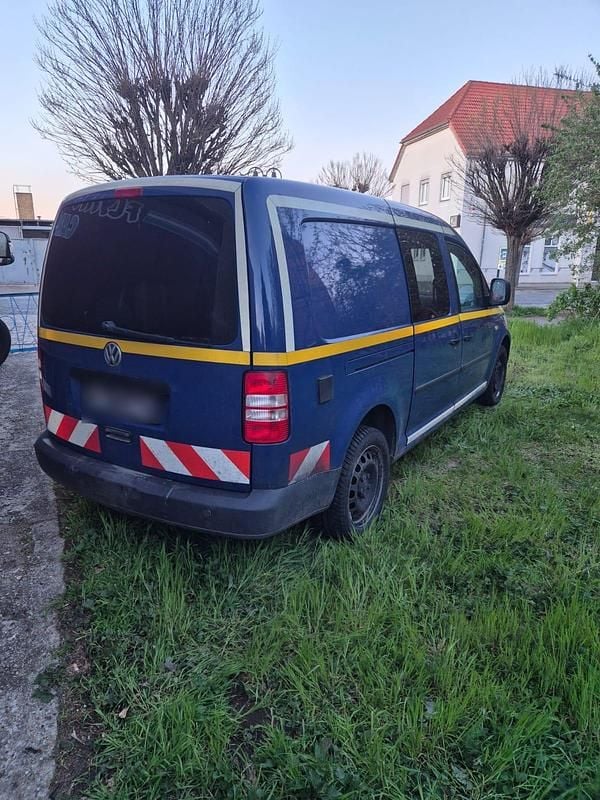 Usata VW Caddy 140 CV (102 kW) 2012 Blu Monovolume