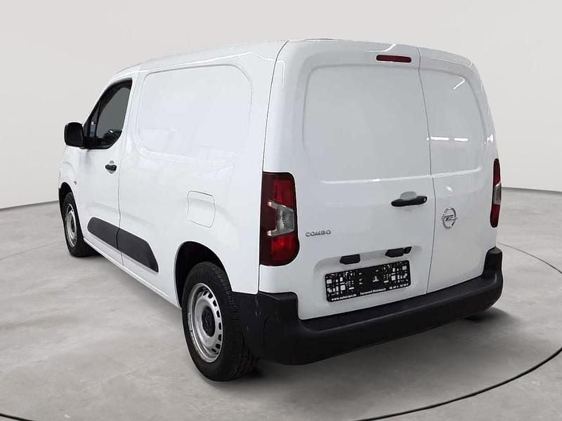 Gebraucht Opel Combo Selection 110 PS (80 kW) 2021 Jade weiß Van / Kleinbus