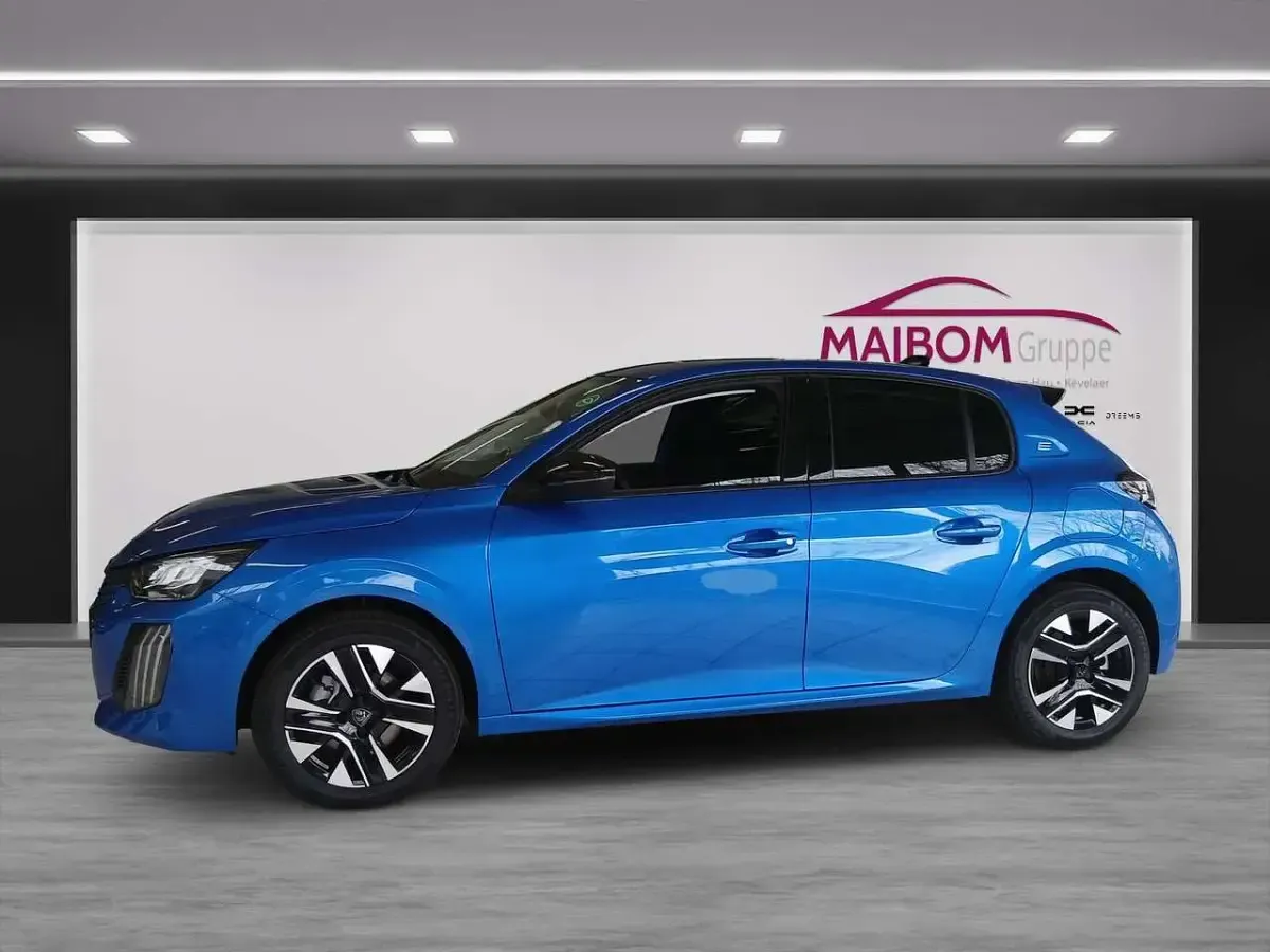 Neu Peugeot e-208 Allure 100 kW (136 PS) 2025 Blau/typ aussenverkleidung met Kleinwagen