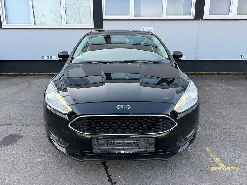 Gebraucht Ford Focus 120 PS (88 kW) 2017 Schwarz Limousine
