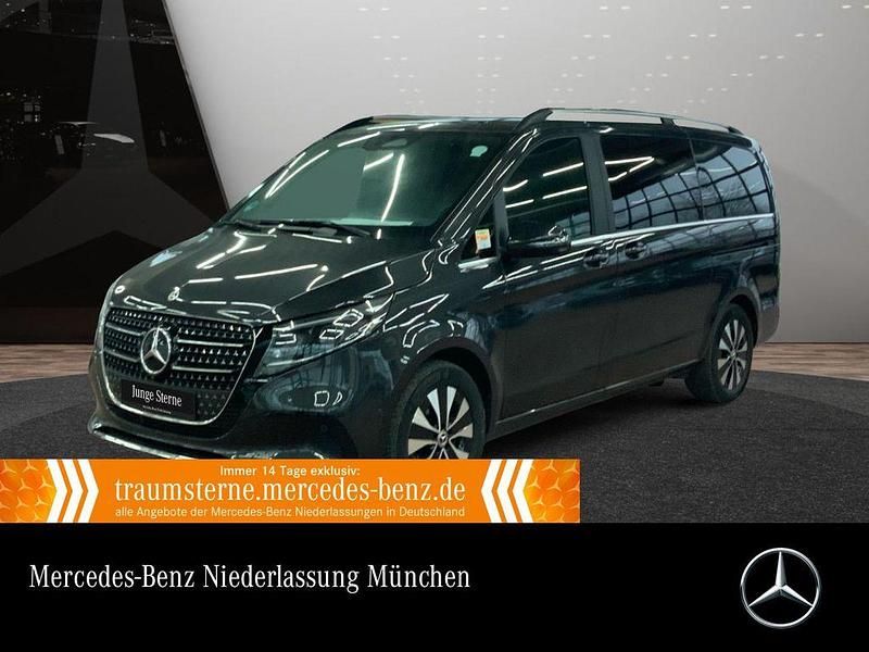 Grau Gebraucht 2025 Mercedes V300 Avantgarde Van / Kleinbus | 75.990 € (Superpreis) - Bild 1/4
