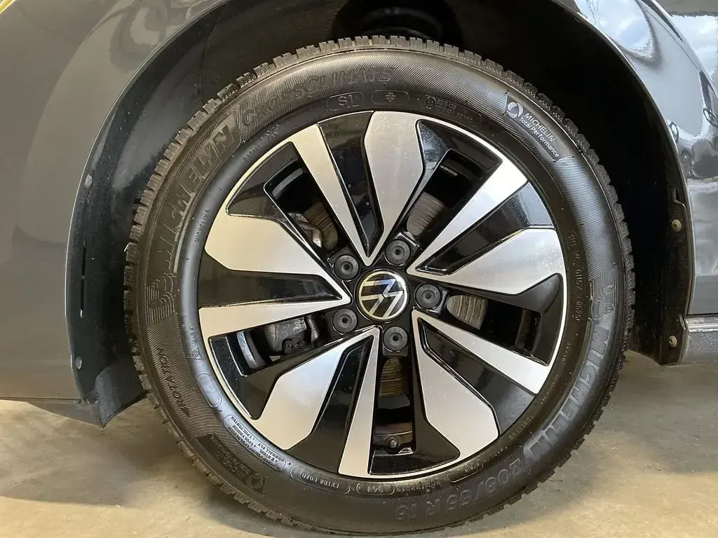 Gebraucht VW Golf VIII Goal 116 PS (85 kW) 2025 Grau Kombi