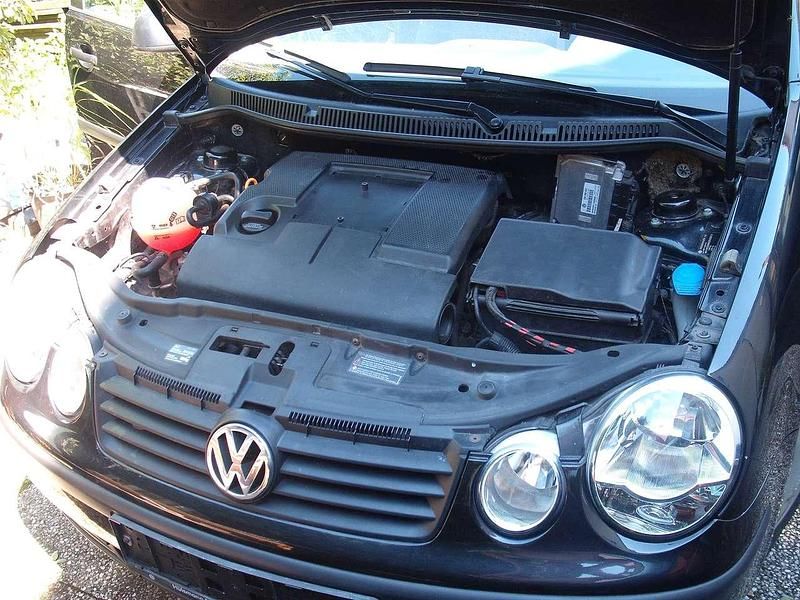 Gebraucht VW Polo 64 PS (47 kW) 2002 Schwarz Limousine