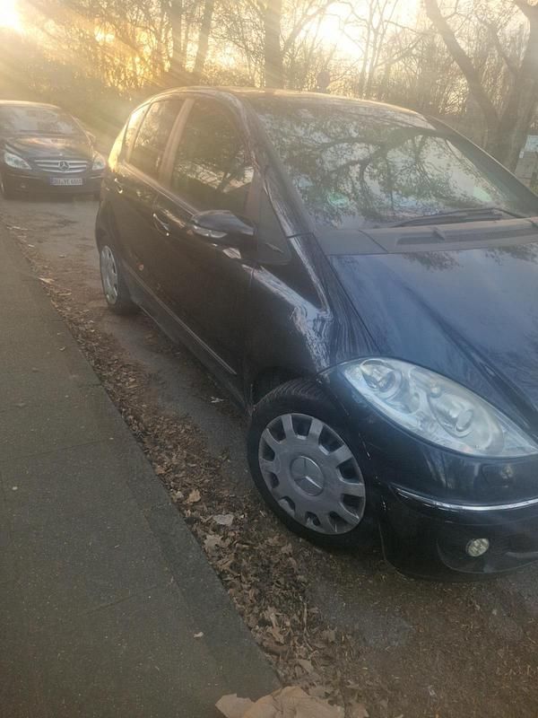 Schwarz Gebraucht 2005 Mercedes A200 Kleinwagen | 1.000 € (Fairer Preis) - Bild 1/4