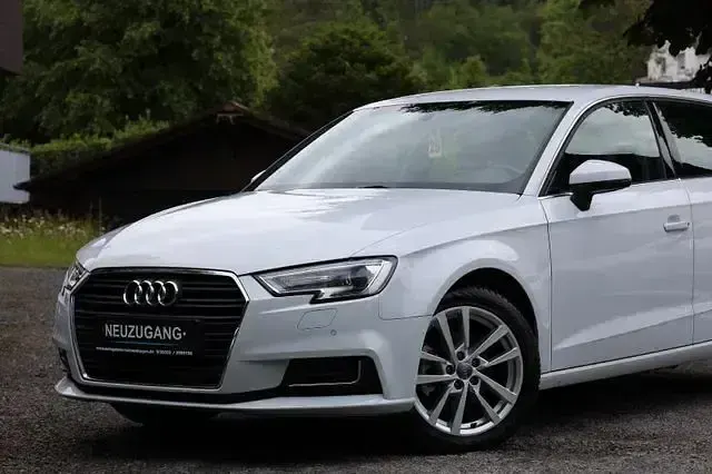 Gebraucht Audi A3 Design 150 PS (110 kW) 2017 Weiß Kombi