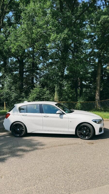 Weiß Gebraucht 2019 BMW 118 M Sport Kleinwagen | 20.000 € - Bild 1/4