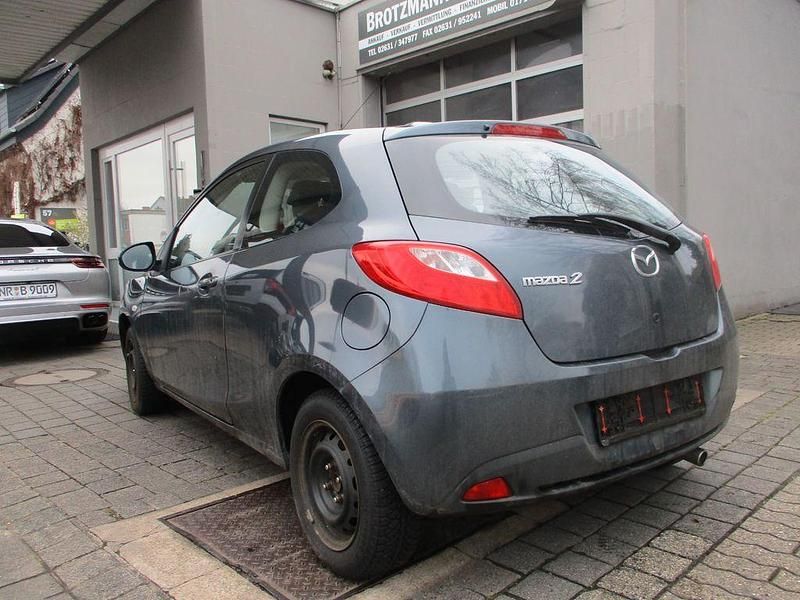 Gebraucht Mazda 2 Inclusive 86 PS (63 kW) 2008 Grau Kleinwagen