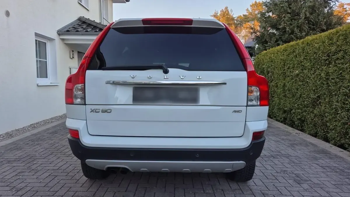 Usata Volvo XC90 185 CV (136 kW) 2009 Bianco SUV
