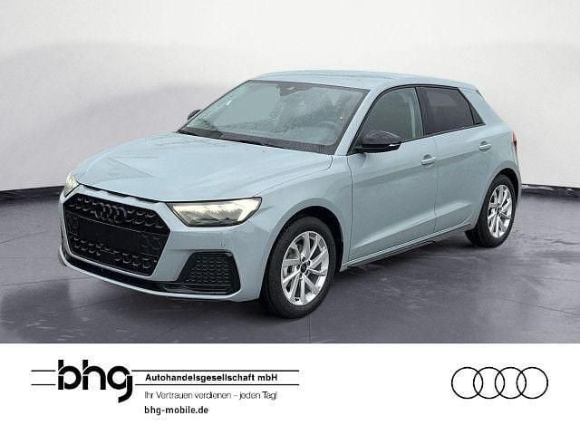 Grau Neu 2025 Audi A1 Sportback Advanced Plus Kleinwagen | 23.890 € (Guter Preis) - Bild 1/4