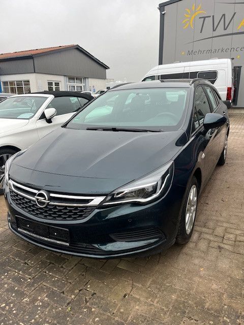 Schwarz Gebraucht 2017 Opel Astra Edition Kombi | 13.900 € (Etwas zu teuer) - Bild 1/4