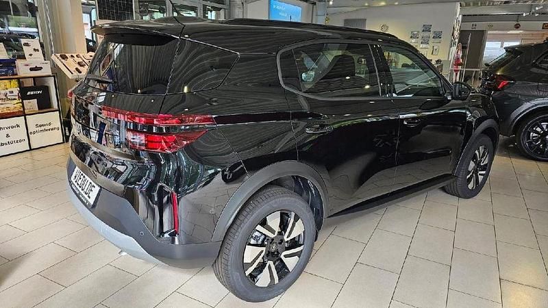 Neu Opel Frontera 136 PS (100 kW) 2025 SUV